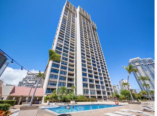 Yacht Harbor Towers building exterior